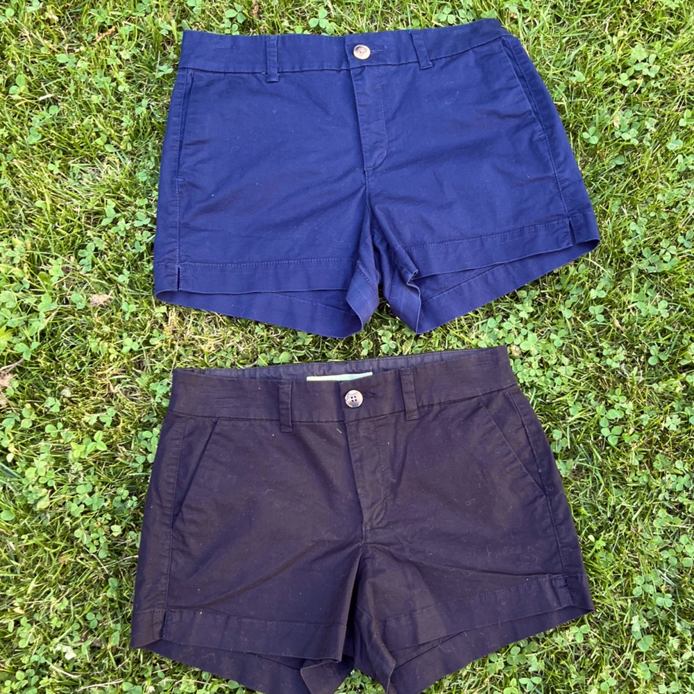 Old Navy Women's Navy Blue and Black Shorts Size 2 Everday Shorts Bundle of 2